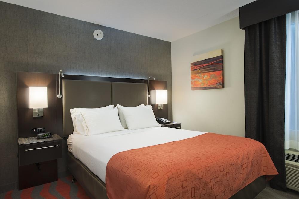 Holiday Inn Express & Suites Boston - Cambridge By Ihg Esterno foto