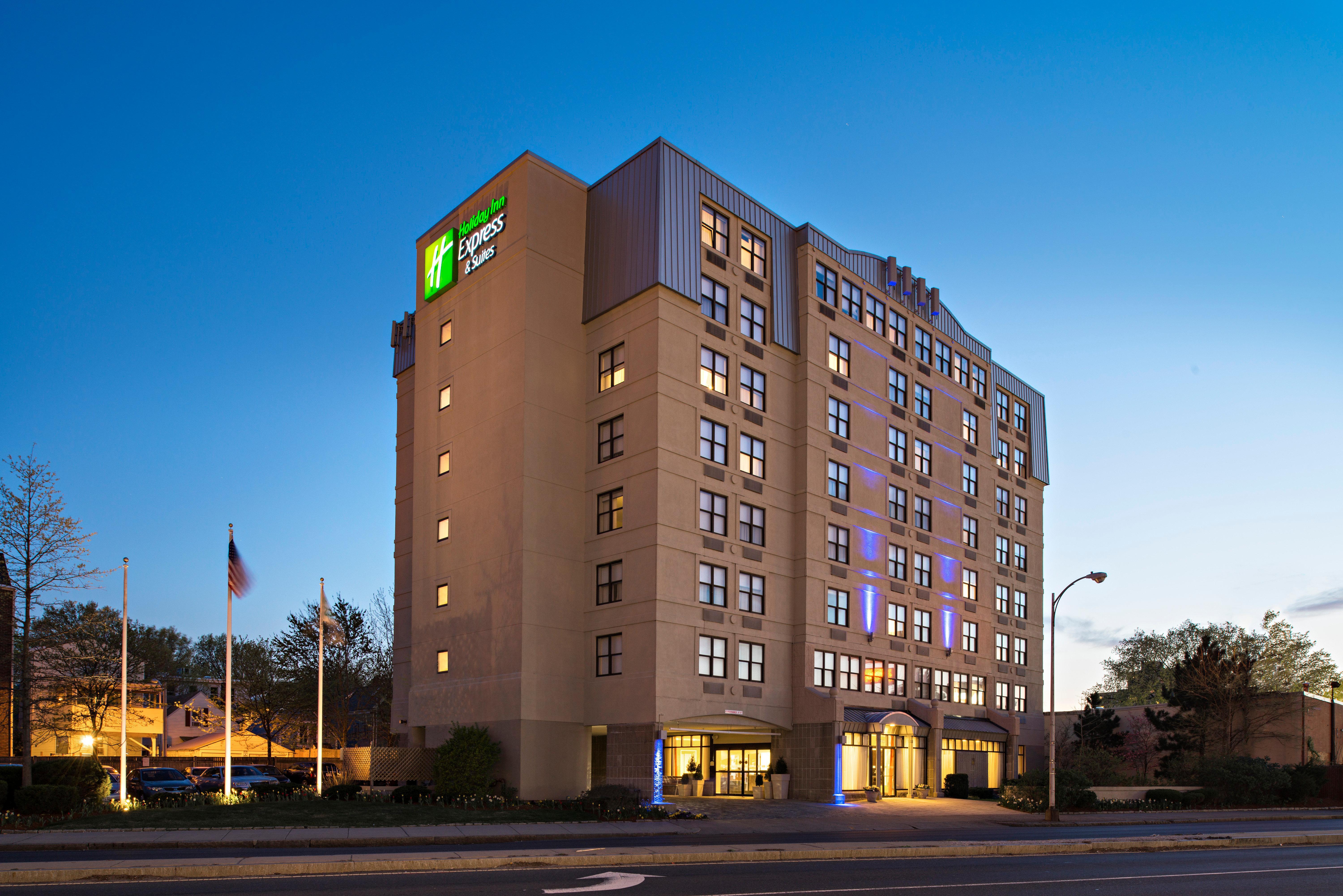 Holiday Inn Express & Suites Boston - Cambridge By Ihg Esterno foto